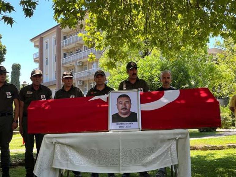 İzmirdeki yangın faciasında can kaybı 3e yükseldi