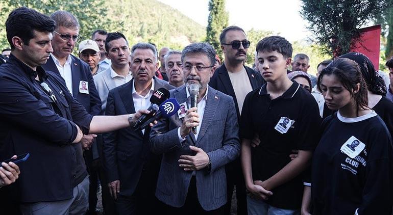 Bakan Yumaklı şehit orman işçisi için düzenlenen cenaze törenine katıldı