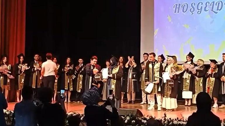 53 yaşında 13’üncü üniversitesini birincilikle bitirdi İşte yeni hedefi