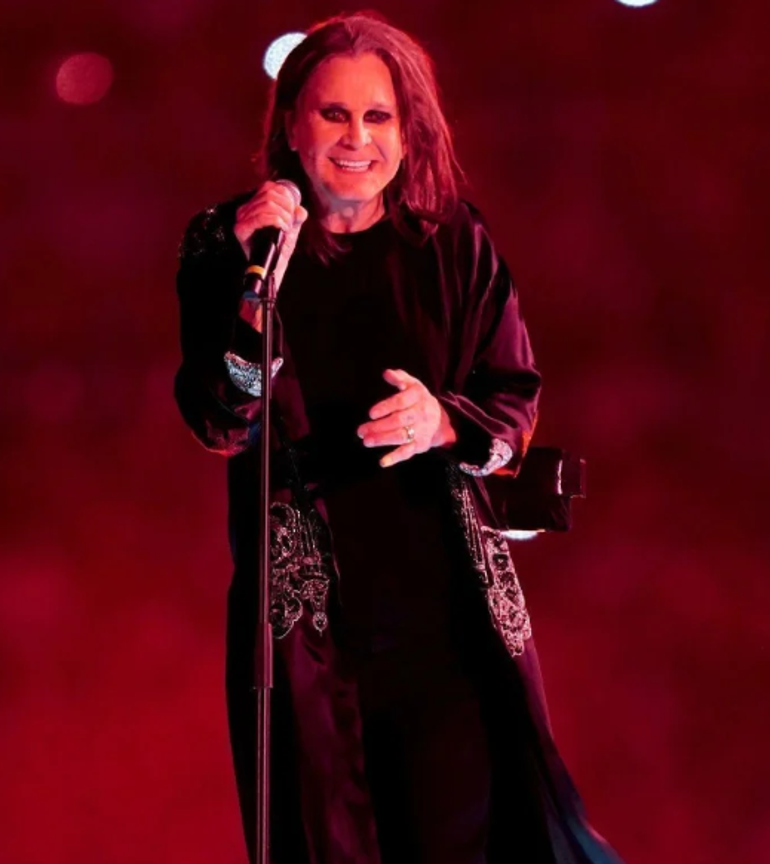 Son kez sahneye çıktı Ozzy Osbourne sahnelere veda etti