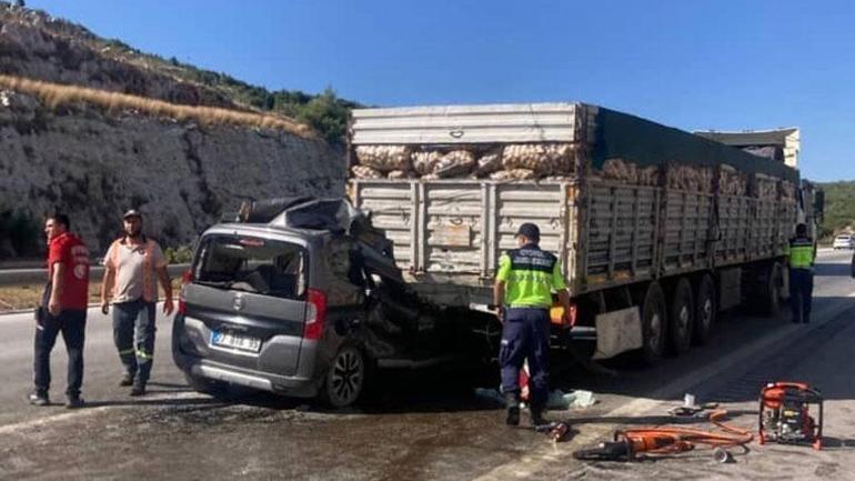Adanada katliam gibi kaza İlk belirlemelere göre 5 kişi öldü