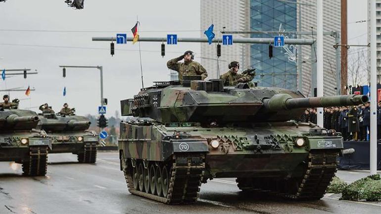 686ba940280d2d4b642c1ba2 Alman ordusuna dev yatırım! 600 tank, 1000 zırhlı: Son 34 yılın en büyük adımı