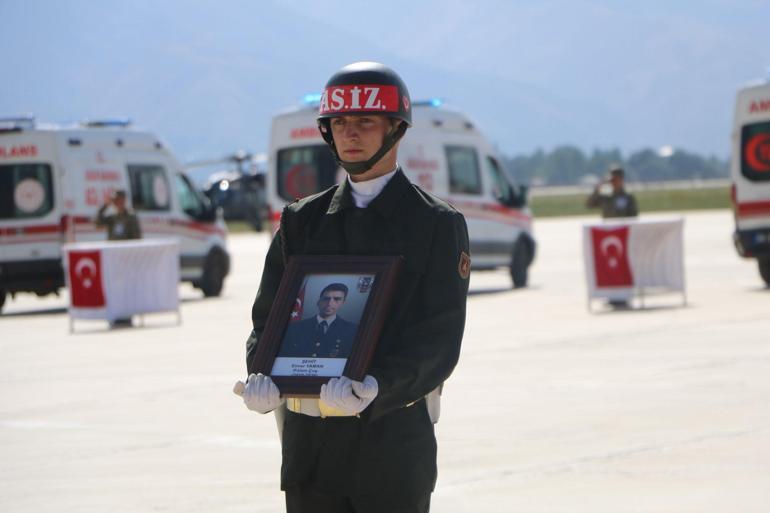 Yüksekovada ikinci şehit töreni: 6 kahraman memleketlerine uğurlandı