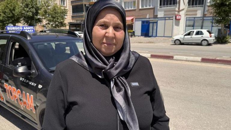 55 yaşında, 12’nci sınavda ehliyet almaya hak kazandı: Pes etmedim