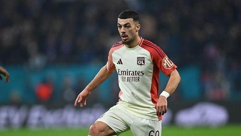 Fenerbahçeye transferde dev rakip Yıldız ismin peşindeler
