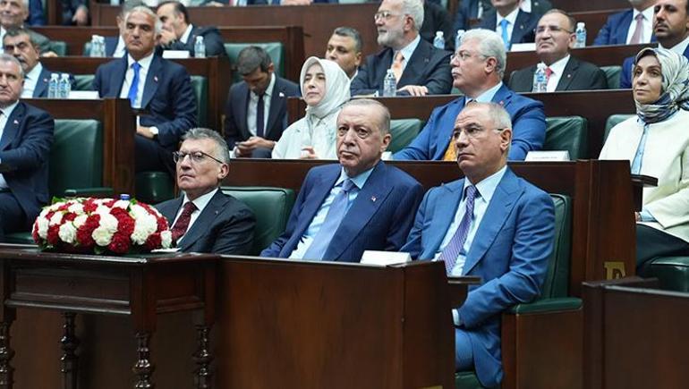 Cumhurbaşkanı Erdoğandan Özgür Özele erken seçim cevabı: Milletin seçim diye bir gündemi yok
