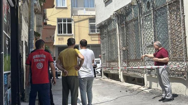 Yol çöktü, evler yıkılmak üzere Bir ilçe korku dolu günler yaşıyor