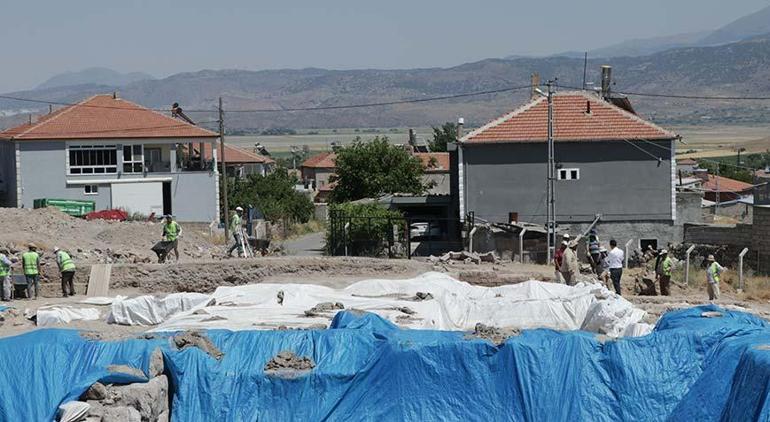 İç Anadolunun en büyük mozaik kazı çalışmasında heyecanlandıran gelişme