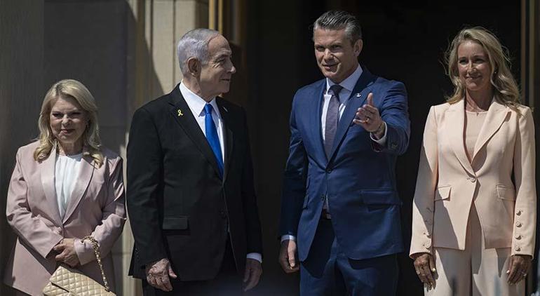 Netanyahu Pentagonda Dikkat çeken kareler...