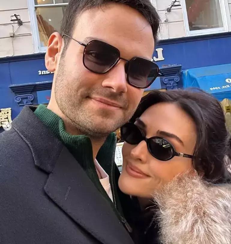 Romantische foto van Esra Bilgiç en haar geliefde Faruk Sabancı gedeeld met hartemoji