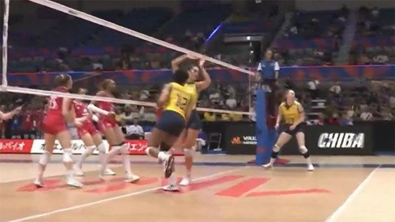 Fenerbahçenin yıldızı Ana Cristinada sakatlık şoku Tekerlekli sandalyeyle izledi
