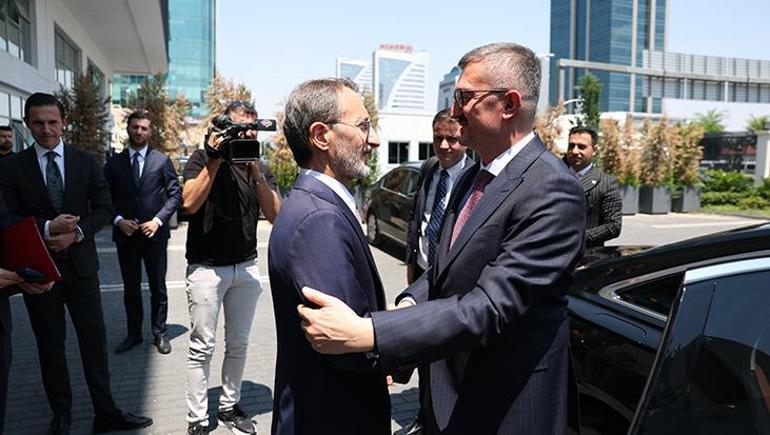 Cumhurbaşkanlığı İletişim Başkanlığında devir teslim Fahrettin Altun görevi Burhanettin Durana devretti