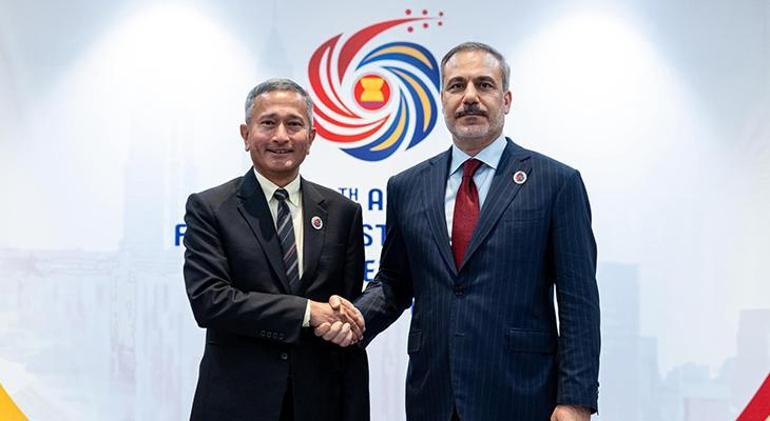 Dışişleri Bakanı Hakan Fidanın ASEAN kapsamında diplomasi trafiği sürüyor