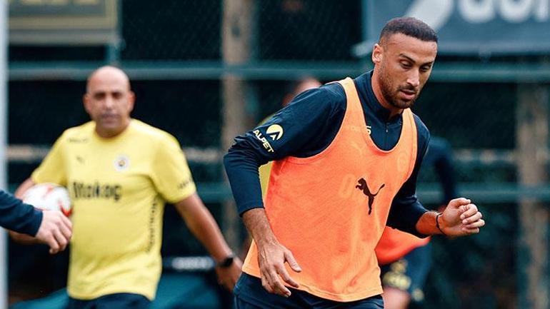 Fenerbahçede iki ayrılık kapıda Ciddi transfer teklifi