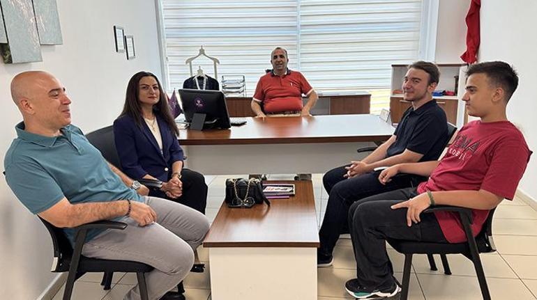 68710e64bf2042513df9dec7 LGS birinciliği 'sürpiz olmadı': Şampiyonlar ailesi: Bu da şaşırtmadı, başarıya alıştık