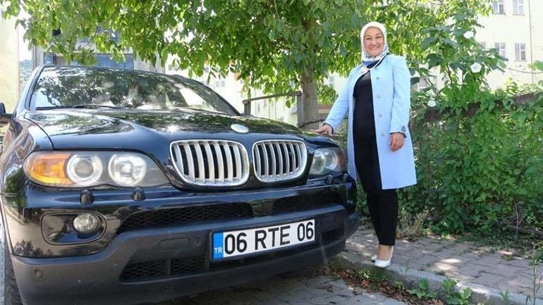68721249280d2d4b642c3ba2 Yıllardır bu günü bekledi: Yalnızca plakasından dolayı bu aracı aldım