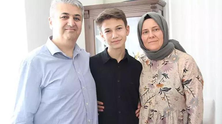 Tam puanla zirveye yerleştiler İşte LGS birincilerinden başarıya giden sırlar