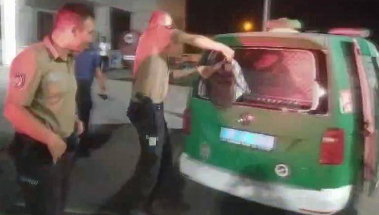 Polis otosunun camını kırdı 4 kat alkollü yakalandı, kız arkadaşını yanına istedi