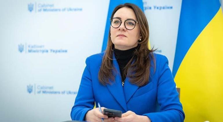 68750776bf2042513df9ef28 Zelenskiy'den kabinede sürpriz değişiklik: Trump ile anlaşan isim başbakan oluyor!