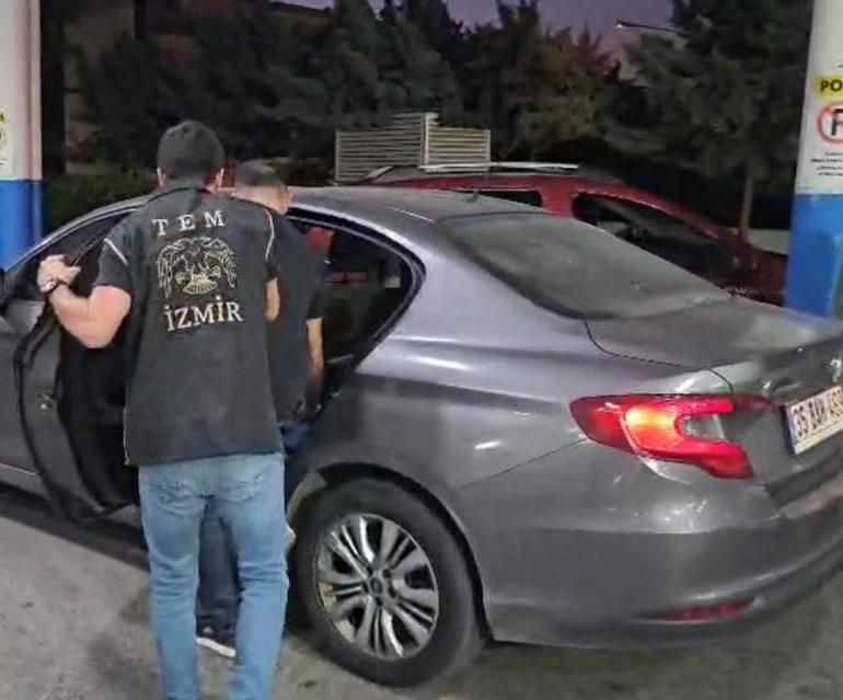 6877494f407805e46c03b489 İzmir merkezli FETÖ operasyonunda gözaltı sayısı 252'ye yükseldi