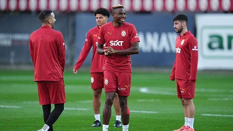 Victor Osimhen transferinde sıcak saatler İşte Napolinin Galatasaraydan son talebi