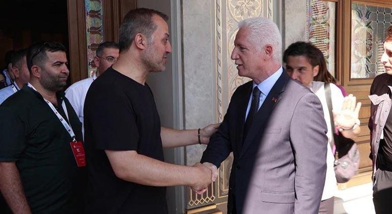 687939f4280d2d4b642c5268 İstanbul Valisi Gül: FETÖ'cülük iflah olmaz bir hastalıktır