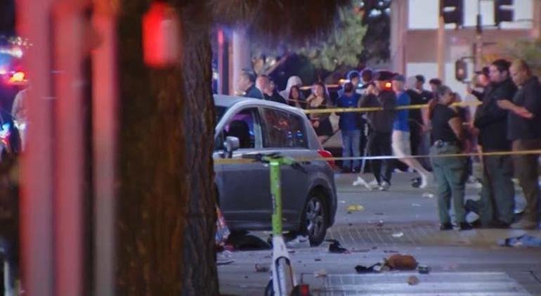 ABDde bir araç kalabalığın arasına daldı: Yaralılar var