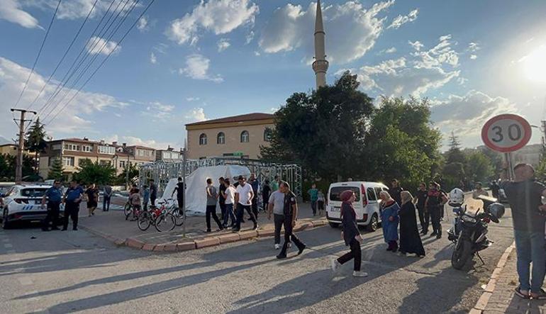 687bca88280d2d4b642c5de9 Kayseri'de korkunç olay! Camide namaz kılarken bıçakla öldürüldü