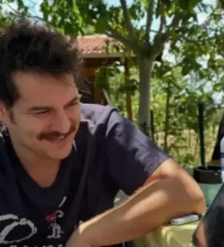 Çağatay Ulusoyu daha önce böyle görmediniz Bıyık bıraktı yeni imajı tam not aldı