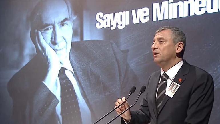 Altan Öymene Veda Özay şendir: El sicómoro de la República nunca morirá incluso si nos dejan