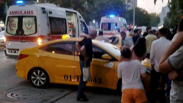 6880e28c280d2d4b642c6d8b Taksi durağında kavga: İki şoförü ayaklarından vurdu