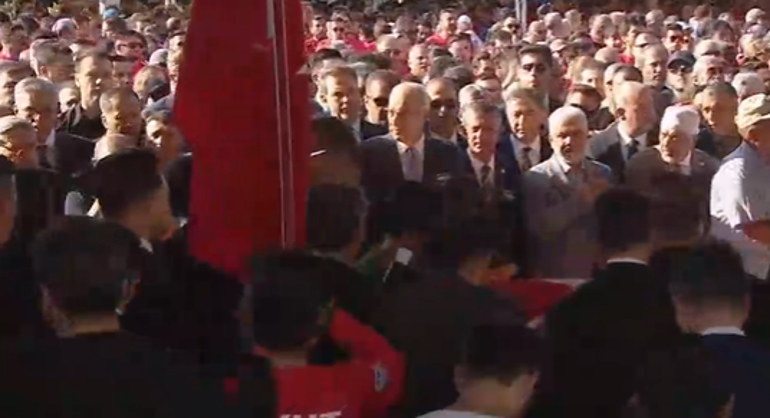 6882466dba1ad627b368eb6e Orman şehitlerine veda: 5 AKUT gönüllüsü son yolculuğuna uğurlanıyor