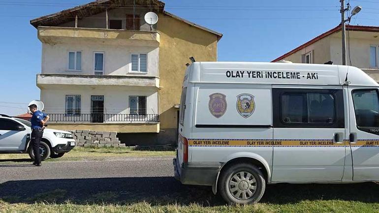 68833f1ce25e42c8919a4d68 Annesi 'bıçağın üstüne düştü' dedi... Bulaşık makinesindeki detay sonrası gözaltı