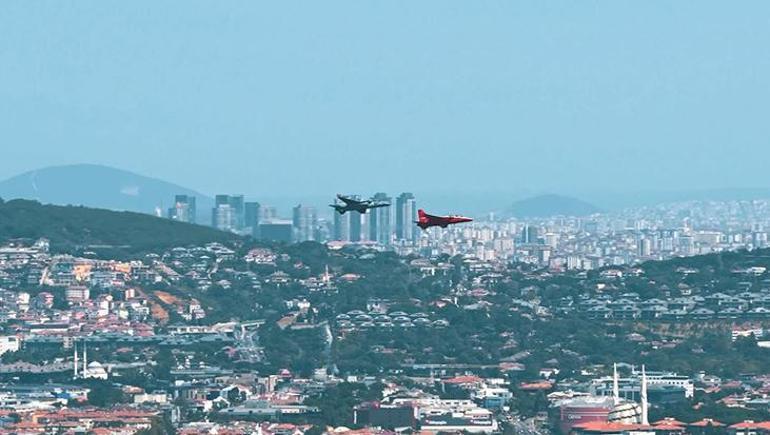 6883791cba1ad627b368f28f HÜRJET ve HÜRKUŞ İstanbul semalarında havalandı