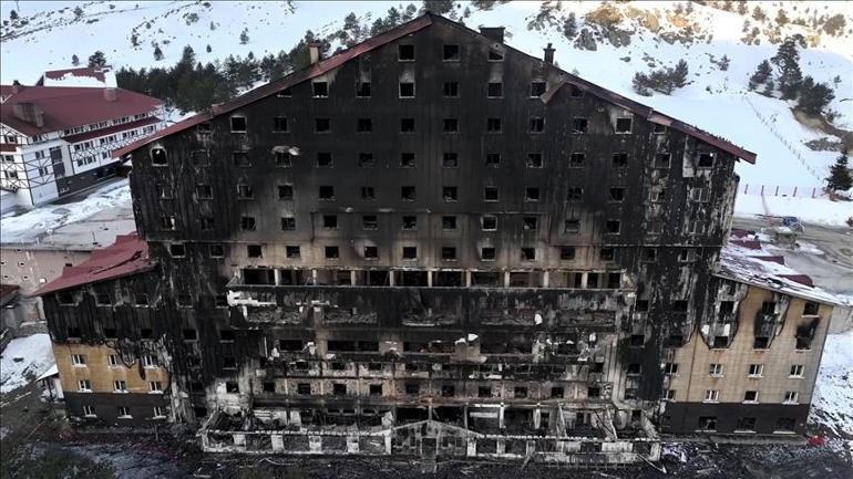 6884a04fba1ad627b368f740 Grand Kartal Otel yangınında yeni görüntüler ortaya çıktı! Kurtulma mücadelesi anbean kamerada