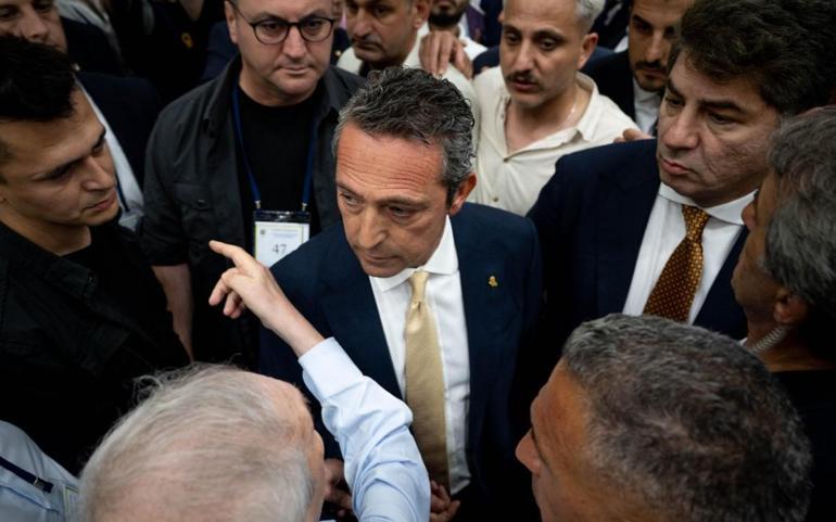 Fenerbahçe Divan Kurulunda dışarı çık gerginliği Ali Koç ve Aziz Yıldırım müdahale etti