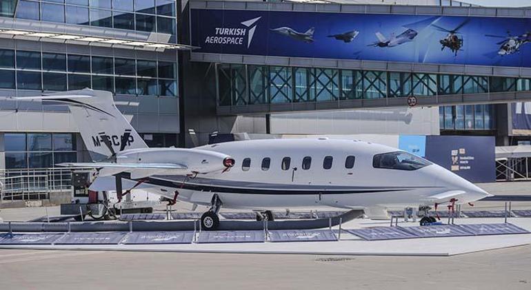 6884da153f27d3361d1523b8 'Gökyüzünün Ferrari'si' IDEF 2025'te sergilendi!