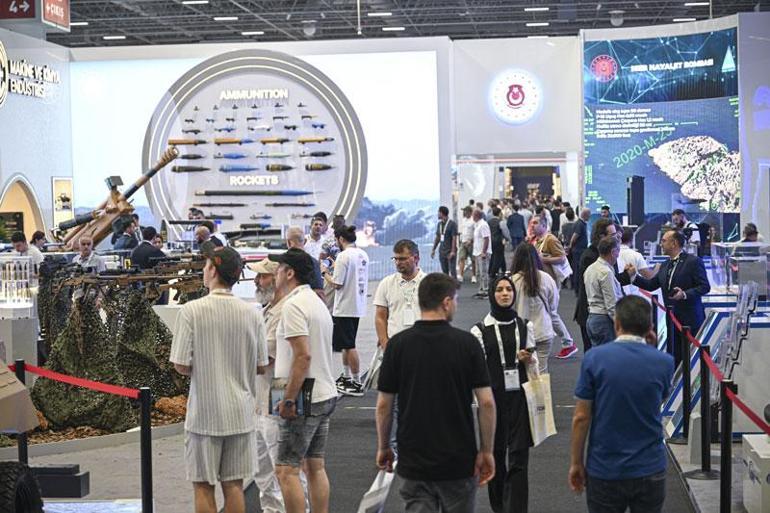 68867dfb00194e78d1bb10bf IDEF 2025 rekor kırdı: 9 milyar dolarlık sözleşme hacmine ulaşıldı