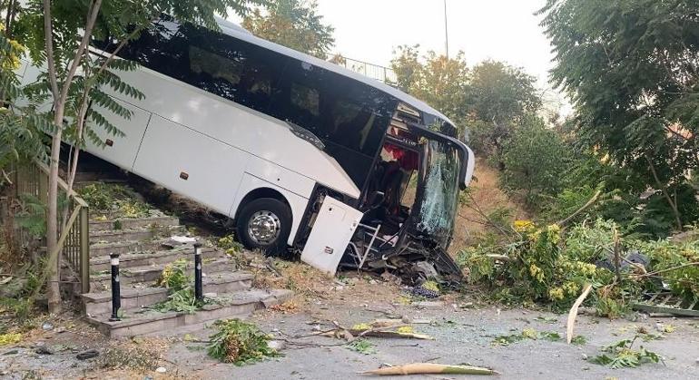 6888562b736e83cca7f0a5ca Son Dakika Haberleri: Maltepe'de kaza! Şarampole düşen otobüste yaralılar var...
