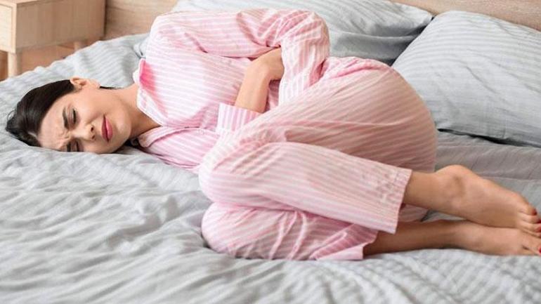 Se usa mucho durante las vacaciones de verano. No se debe interferir con el ciclo menstrual a menos que sea necesario.