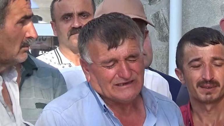 688a0735a24008c540a88e40 Amasya'da traktörün devrilmesi sonucu ölen Uzman Çavuş Demirci'nin cenazesi defnedildi