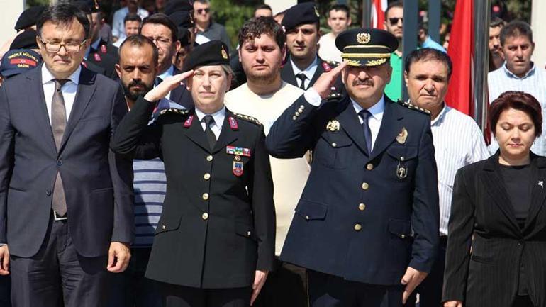 688b519a0e2c3c6ca8172ade Bir ilk gerçekleşti! Jandarmanın kadın paşası