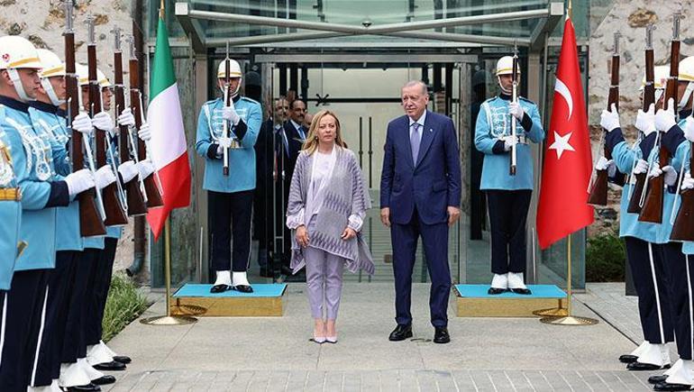 Dolmabahçede kritik zirve: Cumhurbaşkanı Erdoğan, Meloni ve Dibeybeyi kabul etti