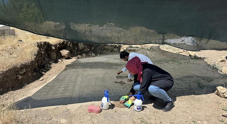 688e3de30e2c3c6ca81737c4 Geçmişin şifreleri Diyarbakır'dan çıktı! Mezar kazısında tarihi yeniden yazdıracak keşif