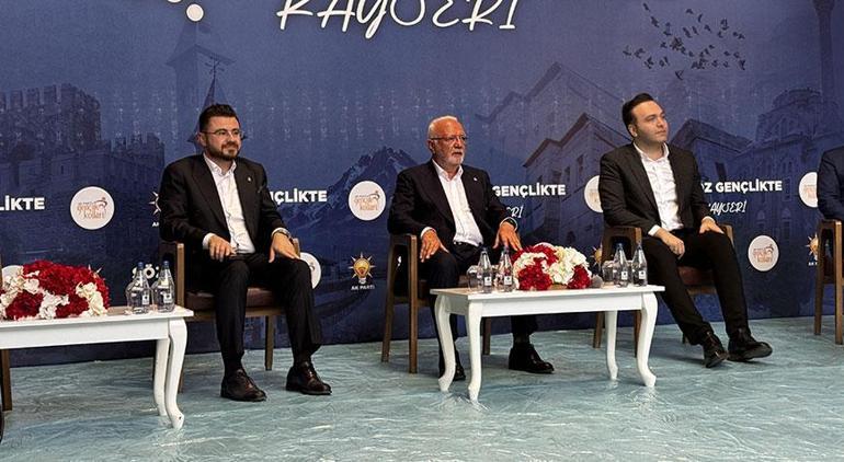 El presidente Erdogan estaba conectado al programa por teléfono.