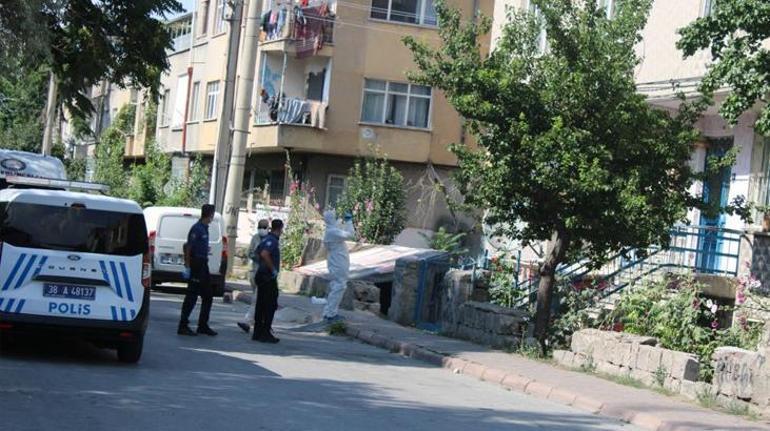 688f8f06736e83cca7f0bfbe Acı olay sonra ortaya çıktı! Komşular kokudan rahatsız oldu