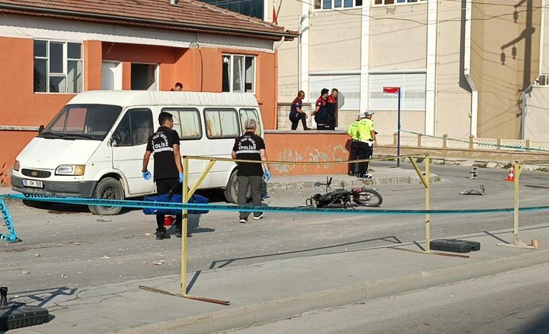 6891bec2ad78fe4beea40654 Burdur'da feci olay: Yeni evli çifti, kaza ayırdı