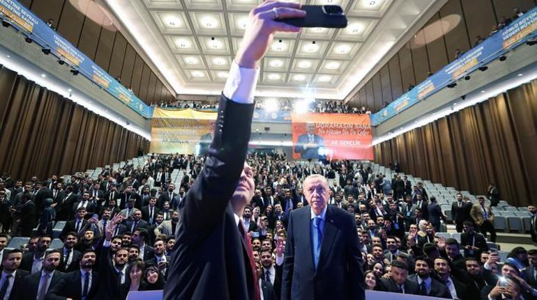 Cumhurbaşkanı Erdoğan: Yarın partimize katılımlar olacak, yolumuza güçlenerek devam edeceğiz