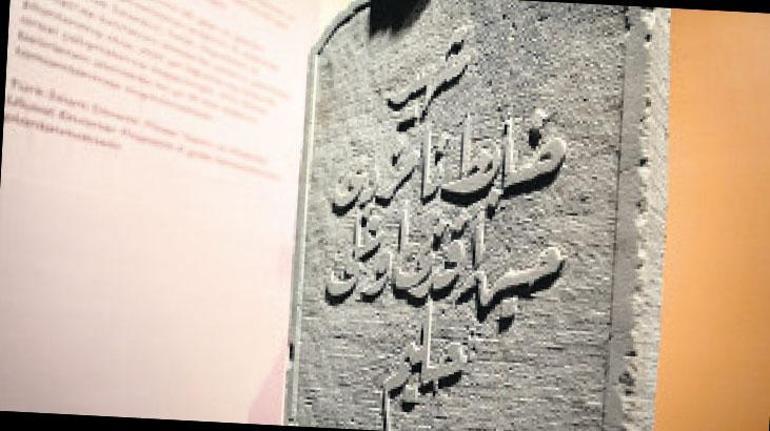 Ataların mezar taşları okunacak