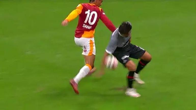 Galatasaray maçında tartışma yaratan pozisyon Eski hakemler değerlendirdi: Temiz bir gol değil